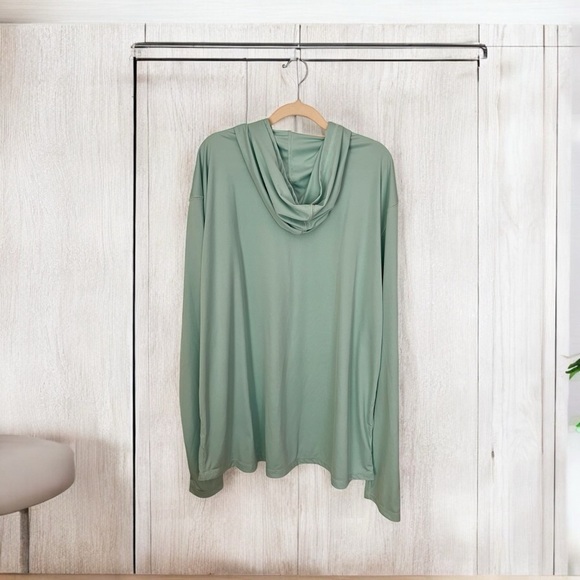 Tripping Men's Green Solar Shield Performance Hoodie - Picture 2 of 7